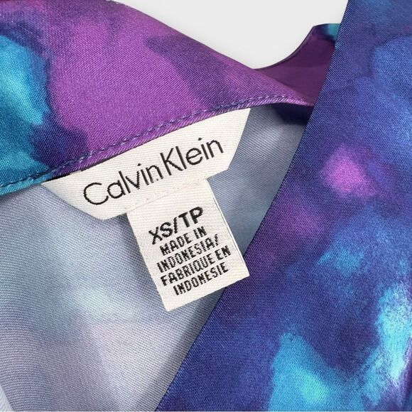 Calvin Klein V-neck Sleeveless Blouse in Multi-Color Watercolor Print Women’s XS - Picture 9 of 9
